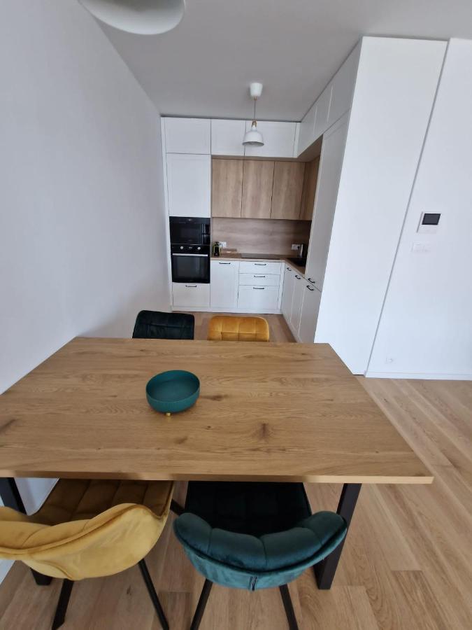 New Downtown Apartment Couple Minute From The Old Town Bratislava Extérieur photo