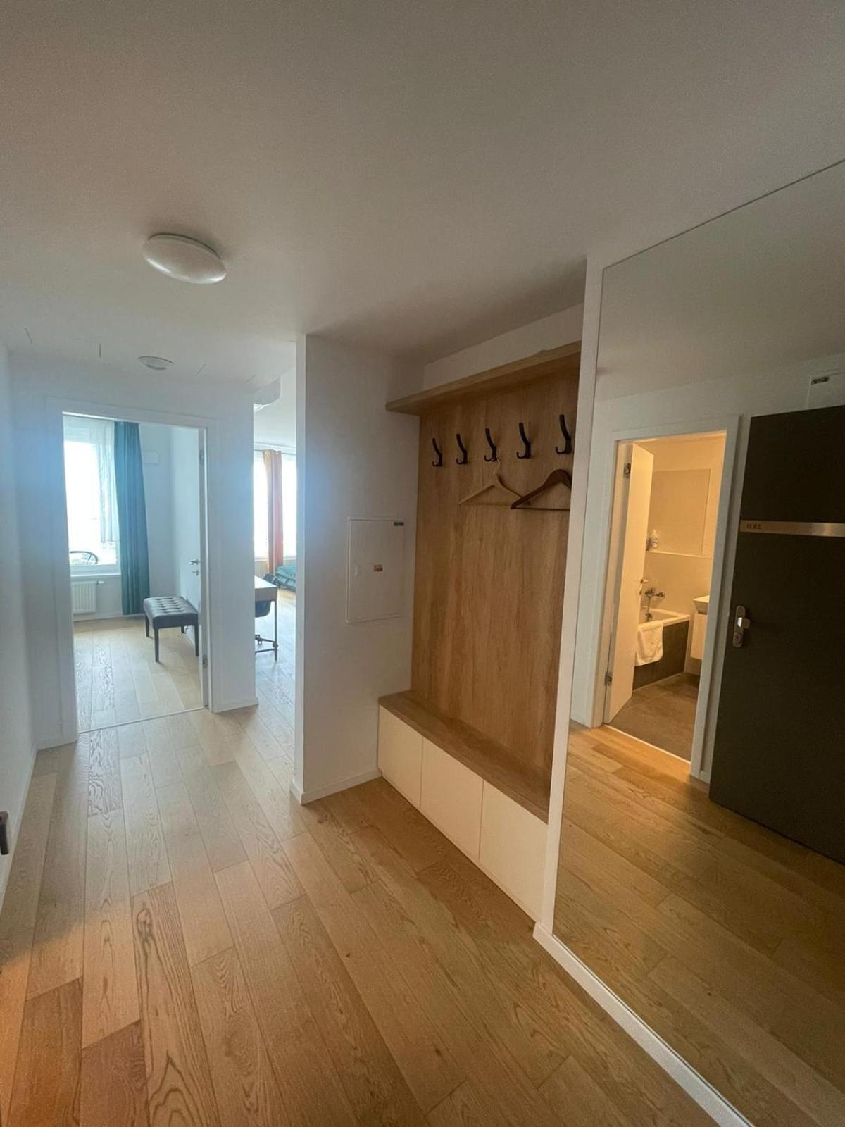 New Downtown Apartment Couple Minute From The Old Town Bratislava Extérieur photo